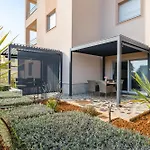 Stancija Amorozo 5 - 1 Apartman *